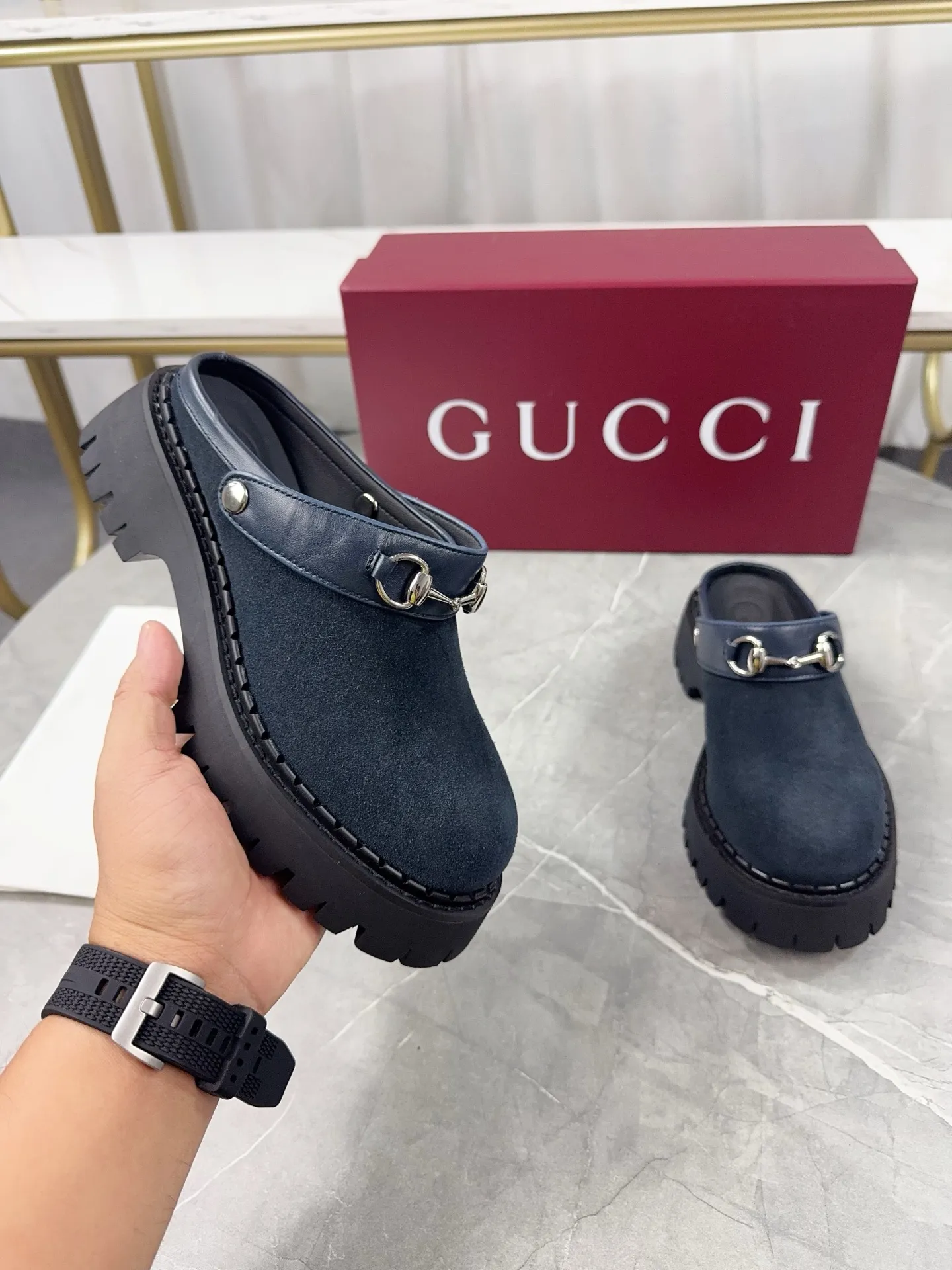 p500🐮🐮Gucci2024 new model, double GG groove thick-soled Loaf platform shoes. The original version is made 1:1. Super beautiful quality, classic model at the counter. ❶Upper: original frosted cowhide ❷Inner lining: water-dyed cowhide ❸Feet: water-dyed cowhide ❹Outsole: ultra-light original sole ❺thick sole heightening: 3.5cn ❻Packing: original packaging ❼Number: Women's 35-42 (41 42 customized, non-returnable) Men's model: 38-46 (45, 46 customized, non-returnable)